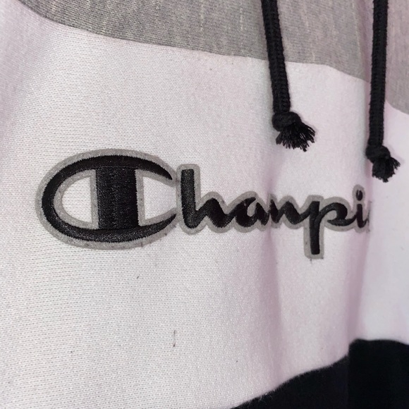 Champion Bell Sleeve Cropped Hoodie - Picture 5 of 5